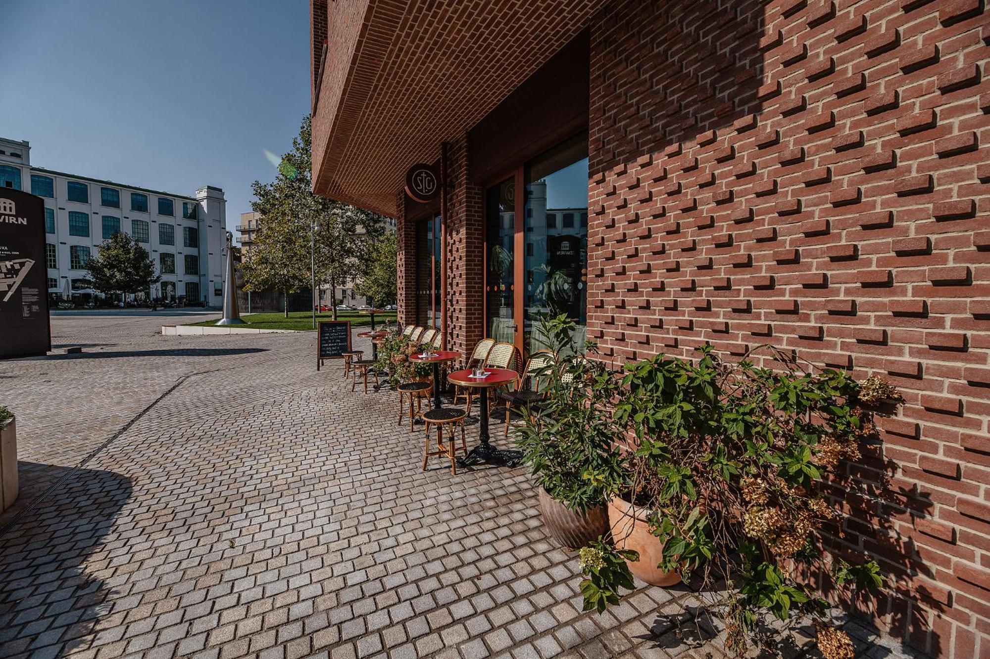 Zwirn Centre Apt,free Parking Business&pleasure Bratislava